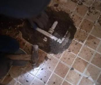 城口卫生间漏水维修公司为您分享下卫生间渗水如何处理及注意事项